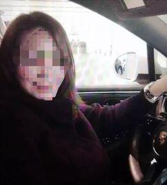 国产 富婆 技师视频,视频中的奢华生活与职业魅力 第2张 国产 富婆 技师视频,视频中的奢华生活与职业魅力 第2张